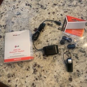 Brand new in box LG Bluetooth headset HBM-230